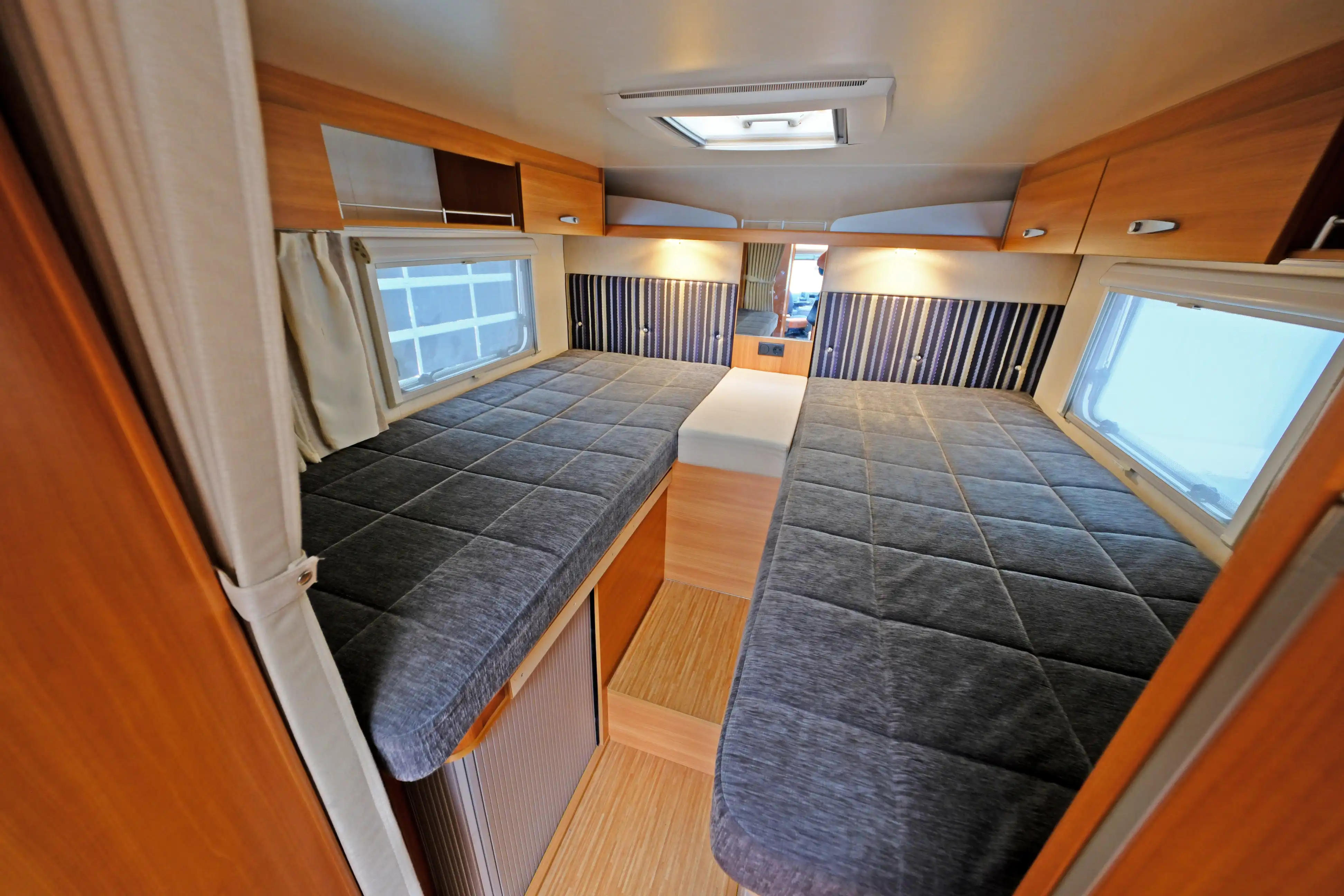 KNAUS Sport Ti 700 MEG